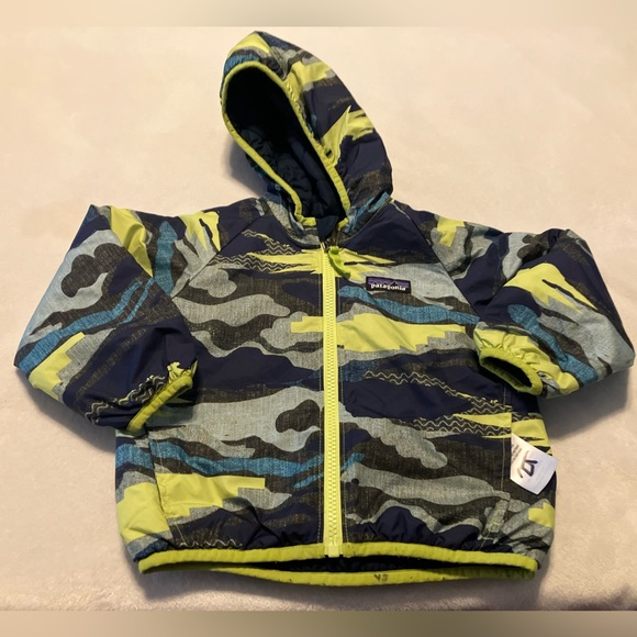 Patagonia reversible camo jacket